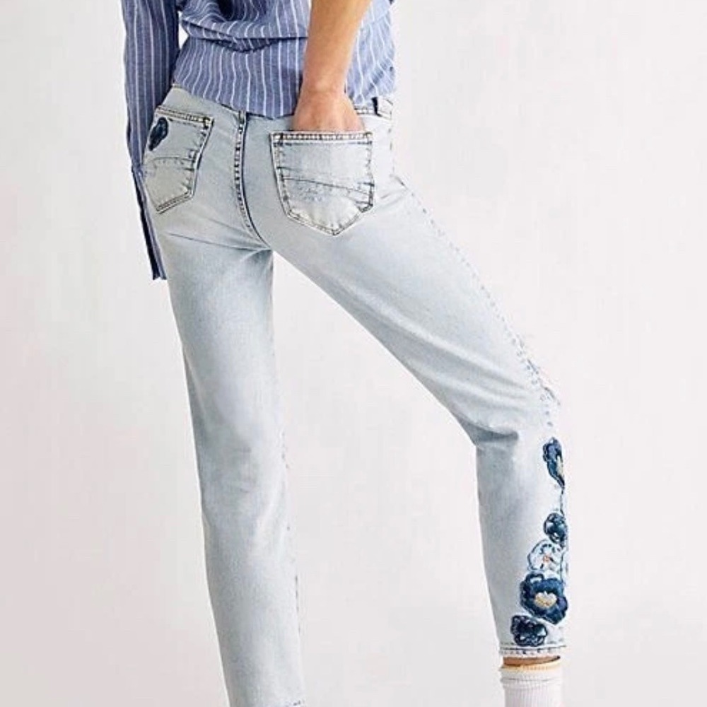 Driftwood GZELLE Jeans Women's Anthro Size‎ 25 Embroidered Ripped Acid Wash